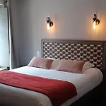 Hotel Logis Hotel-restaurant Le Grand Cerf Ernée