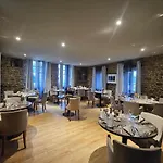Logis Hotel-restaurant Le Grand Cerf Hotel Ernée