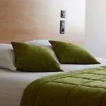 Hotel Logis Hotel-restaurant Le Grand Cerf Ernée