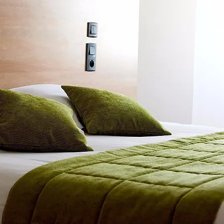 호텔 Logis Hotel-restaurant Le Grand Cerf