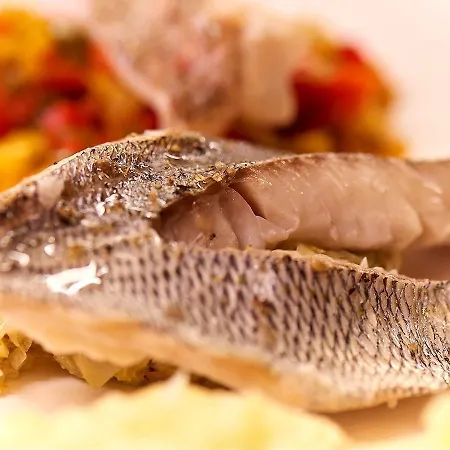 호텔 Logis Hotel-restaurant Le Grand Cerf Ernée