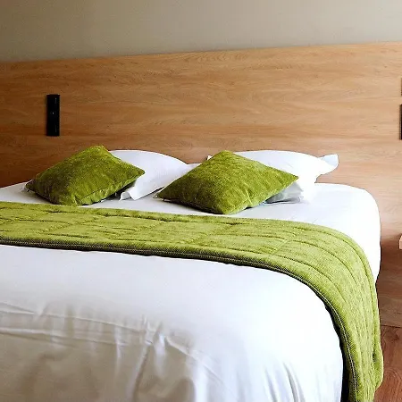 Logis Hotel-restaurant Le Grand Cerf 3* Ernée