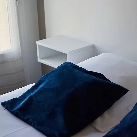 호텔 Logis Hotel-restaurant Le Grand Cerf