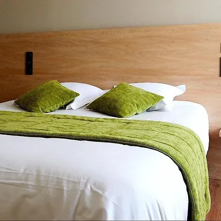 Logis Hotel-restaurant Le Grand Cerf 酒店