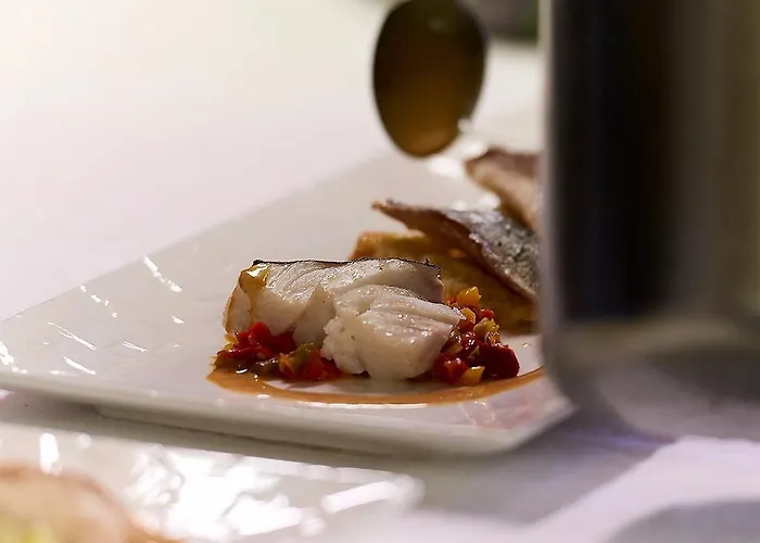 Logis Hotel-restaurant Le Grand Cerf 3* Ernee