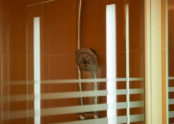 호텔 Logis Hotel-restaurant Le Grand Cerf